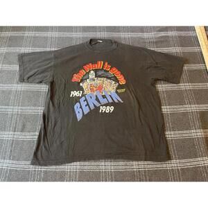 Vintage 1961-1989 Fall of the Berlin Wall Single Stitch Graphic T Shirt